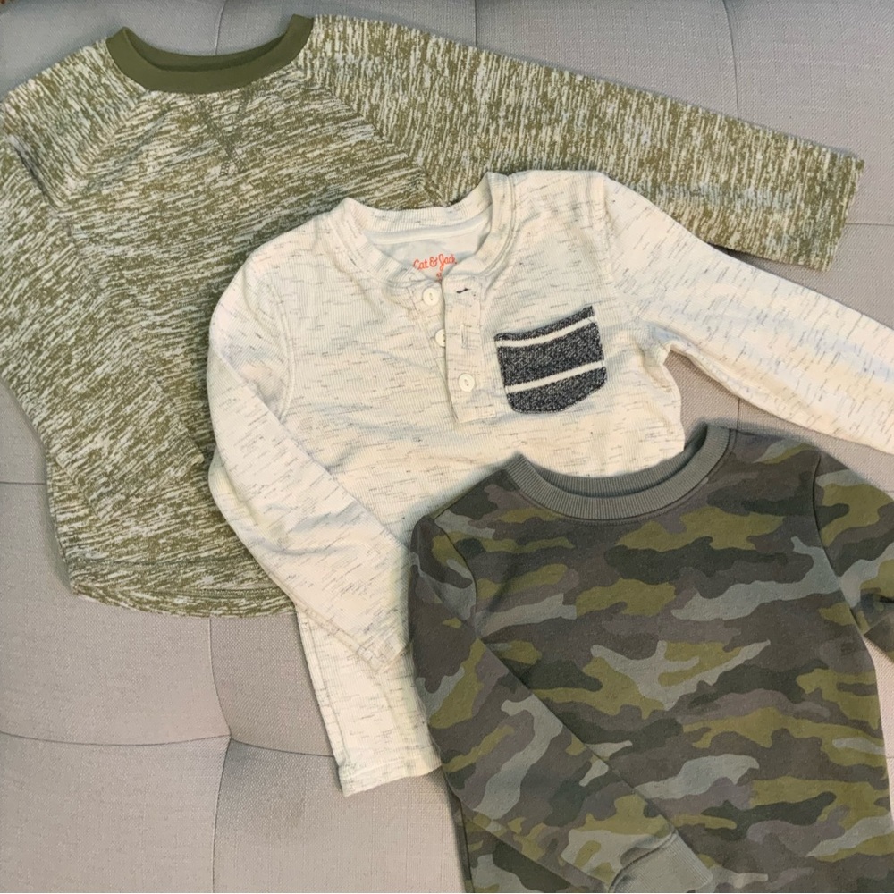 🩶Set of 3 Long Sleeved Shirts💚